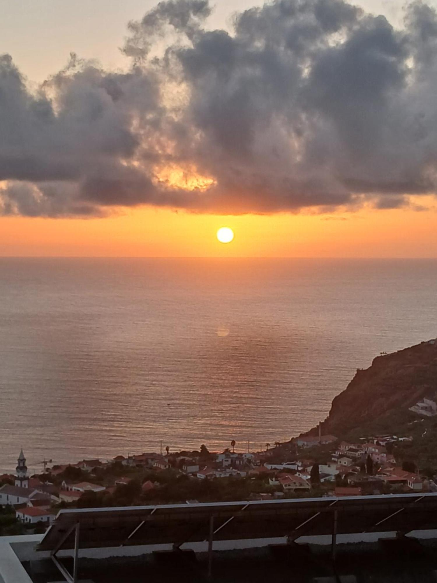 The Artist House Hotel Arco da Calheta  Ruang foto